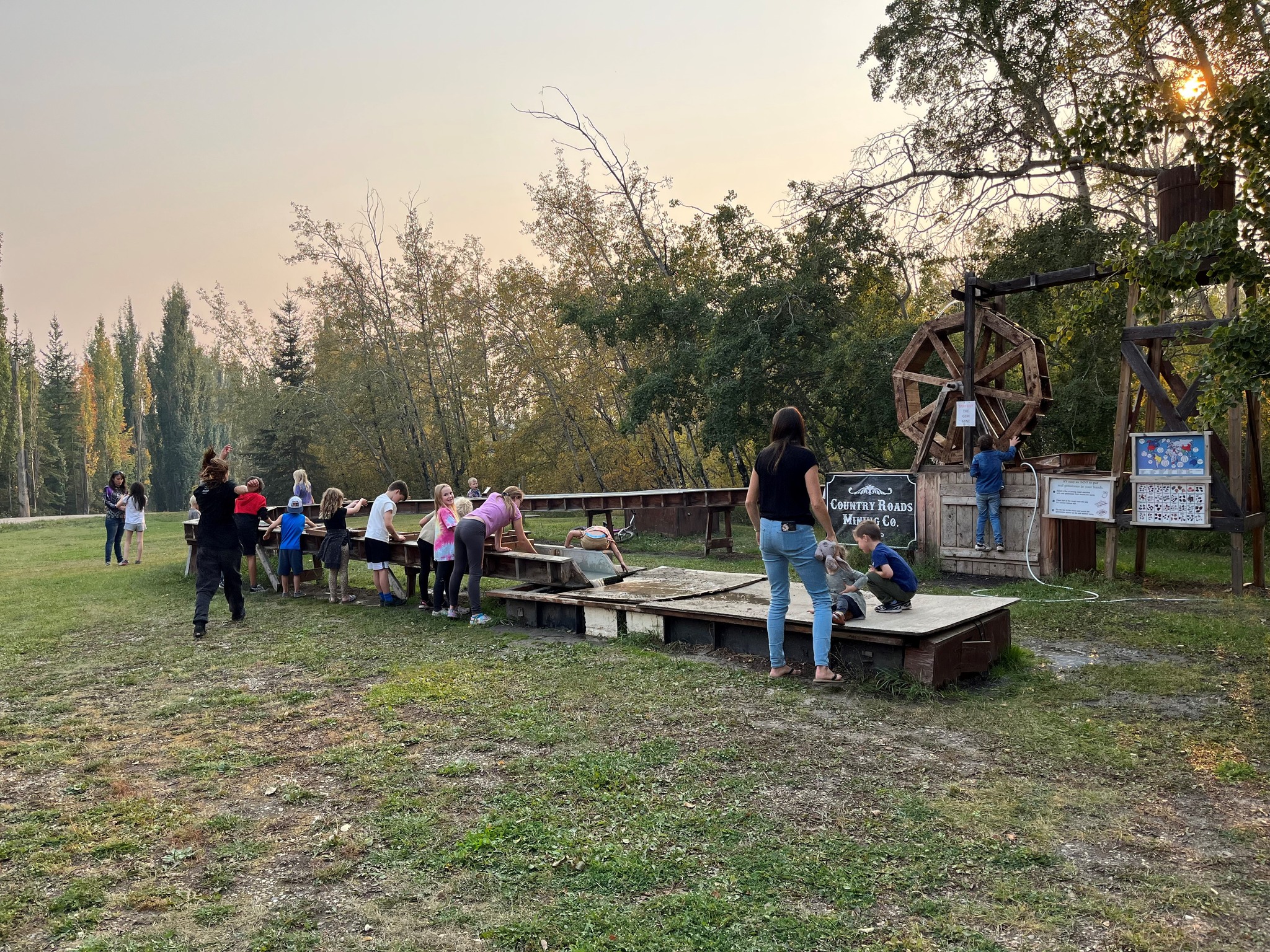 Feeding kids with a BBQ donation